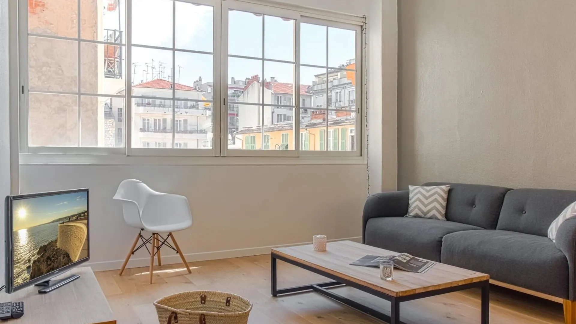 Veillon - 2 Bedrooms - City Center Nice